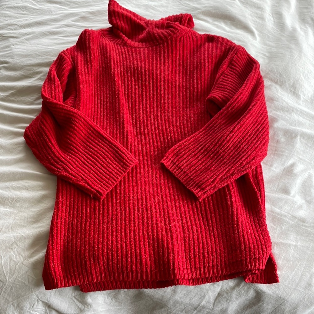 URBAN OUTFITTERS RED TURTLENECK SWEATER SIZE S
